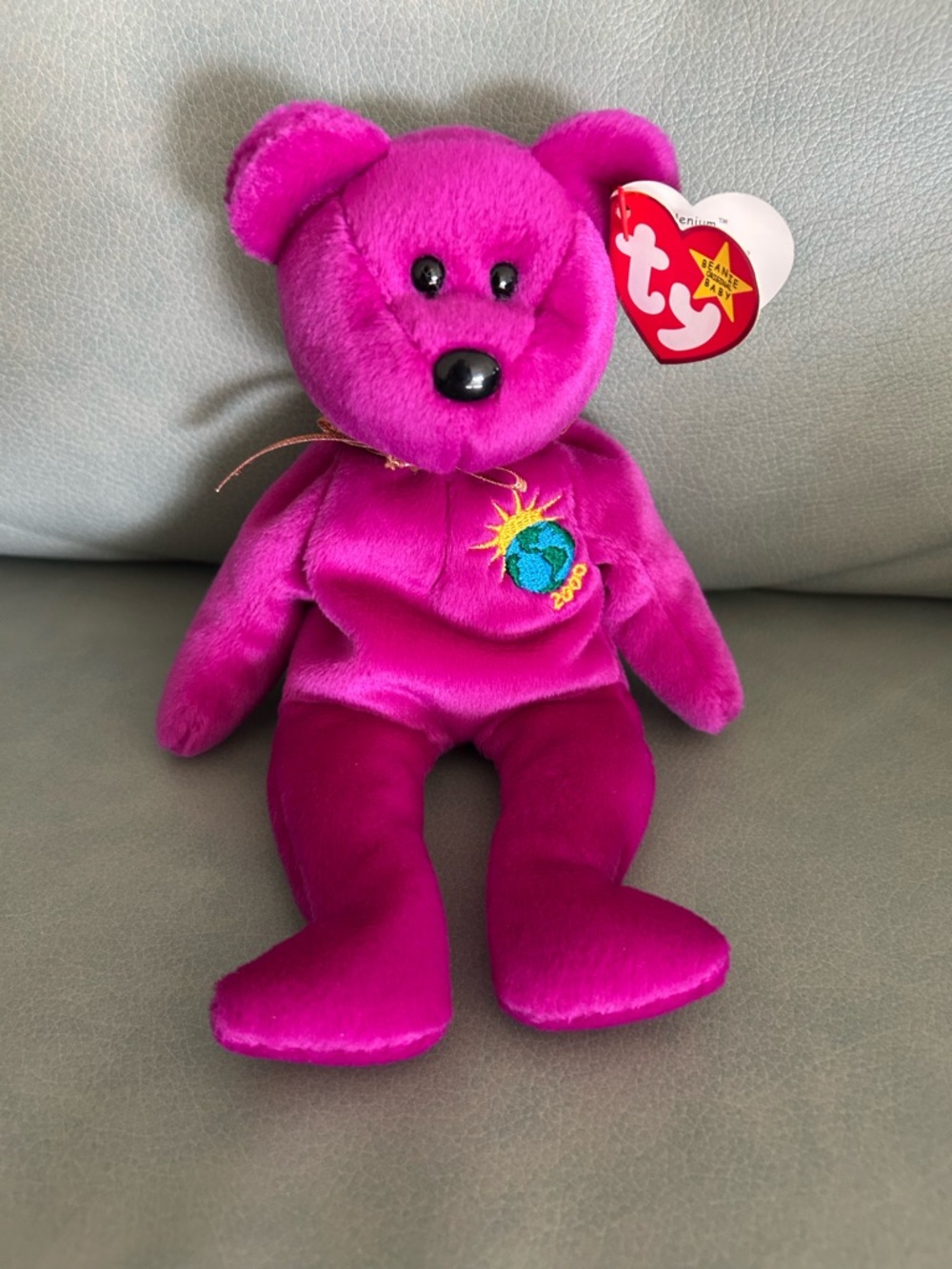 Rare Ty Beanie Baby "2000 Earth" Plush Bear - Bright Pink